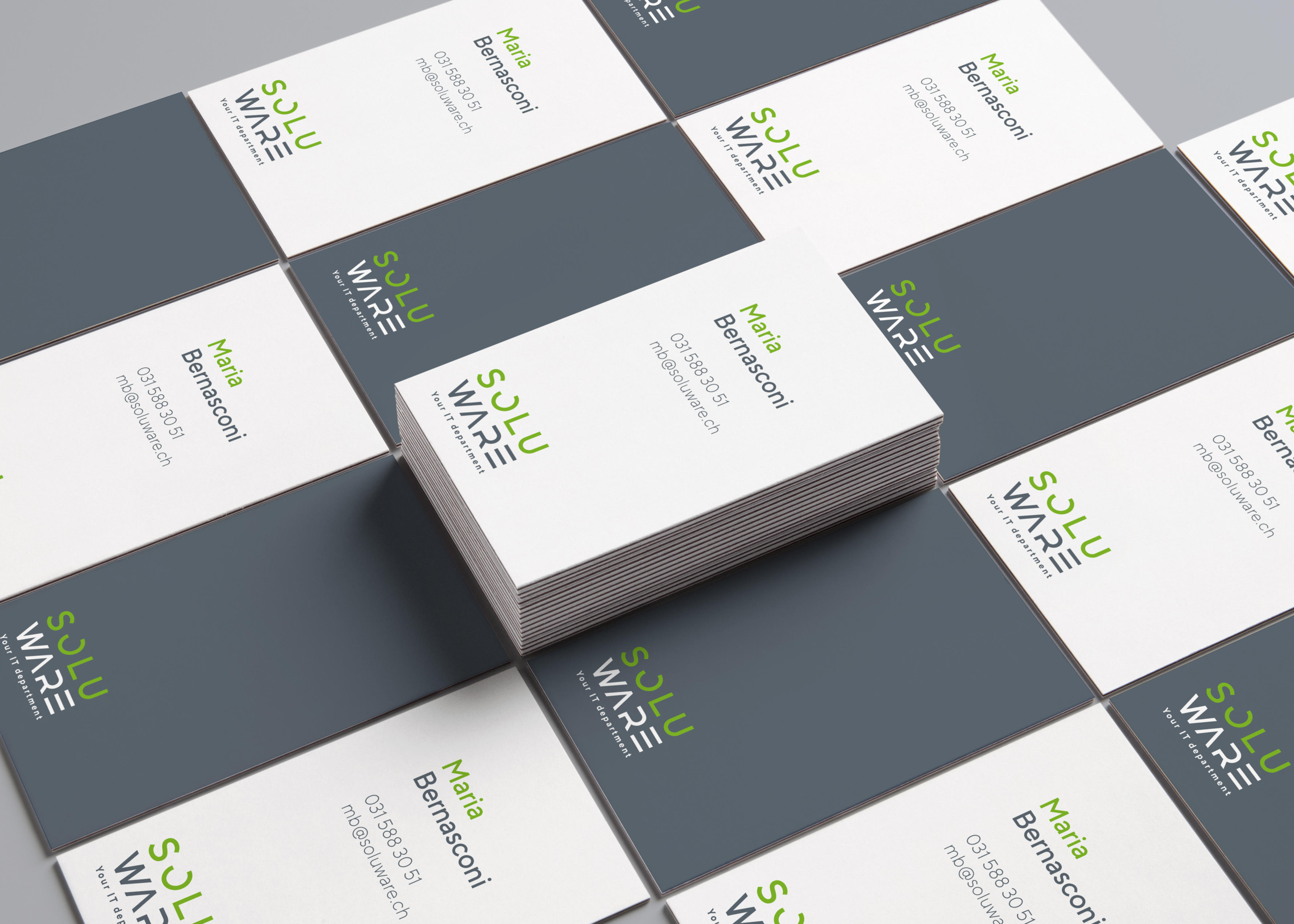 Pourquoi encore faire des cartes de visite?